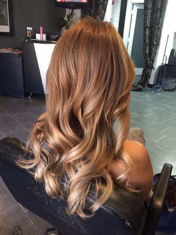 Bronze hair: η πολυαγαπημένη τάση στο χρώμα μαλλιών